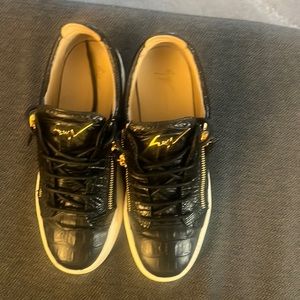 Giuseppe Zanotti size 41 8.5